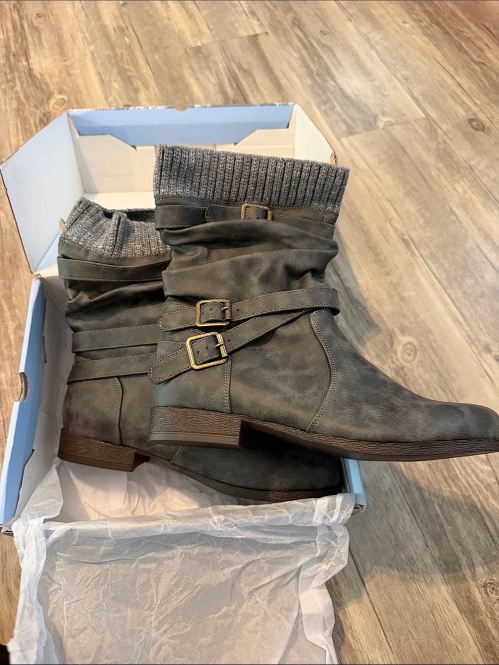 Knit-Cuff Slouch Ankle Boots in Gray with Buckle Straps